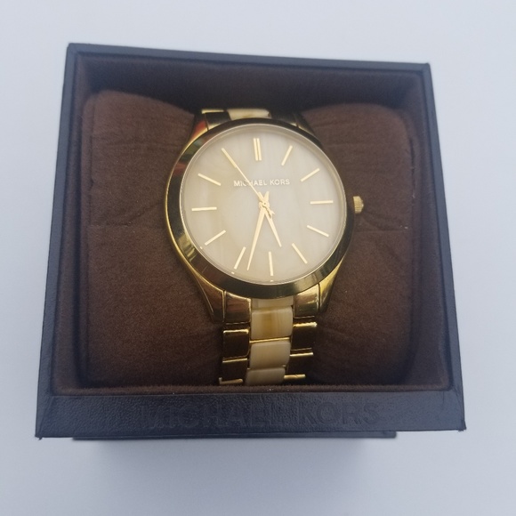 Michael Kors Jewelry - Golden Micheal Kors watch